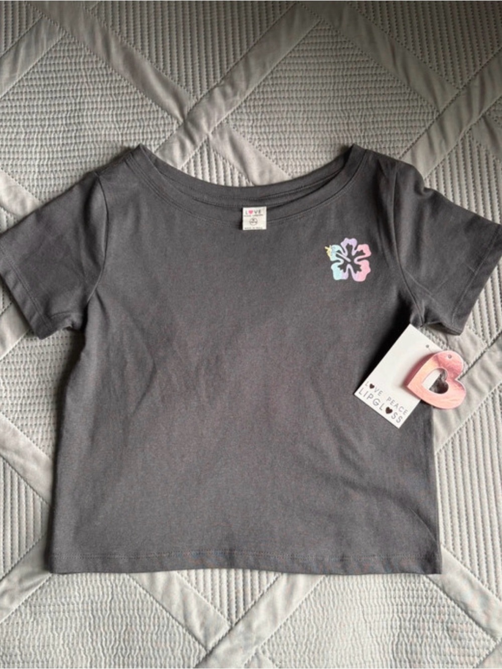 Love Tree Girls' Charcoal Gray Short Sleeve Tee with Pastel Flower Accent